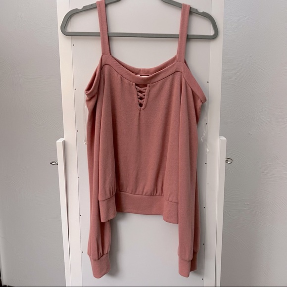 Aéropostale cold shoulder top - Picture 5 of 5